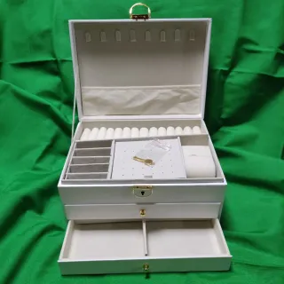 Joyero blanco 3 niveles,nuevo a estrenar