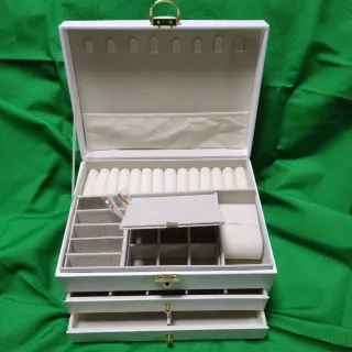 Joyero blanco 3 niveles,nuevo a estrenar