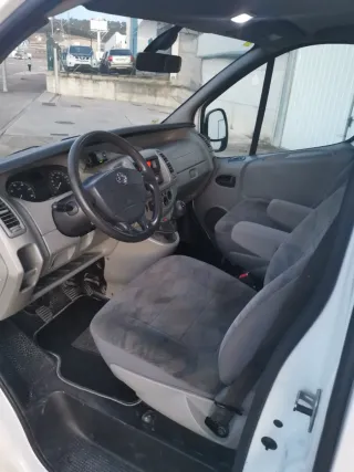 Nissan Primastar 2.0dci acepto cambios