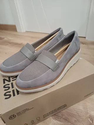 Mocasines Clarks nobuk talla 41