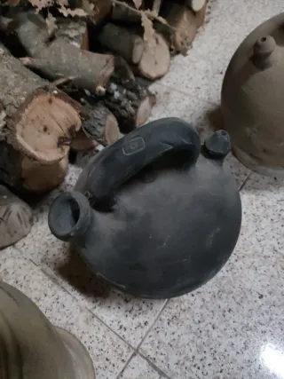 Cántaro de cerámica antiguo