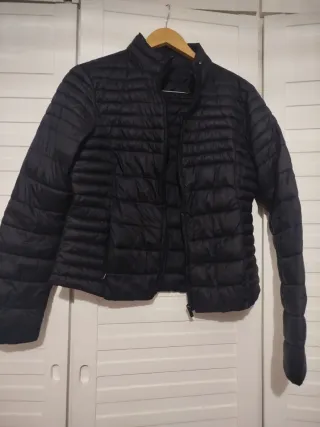 Plumífero fino negro