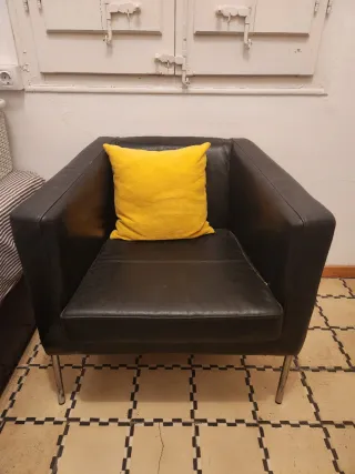 Butaca Negra Piel Ikea Años 2000 (dos disponibles)