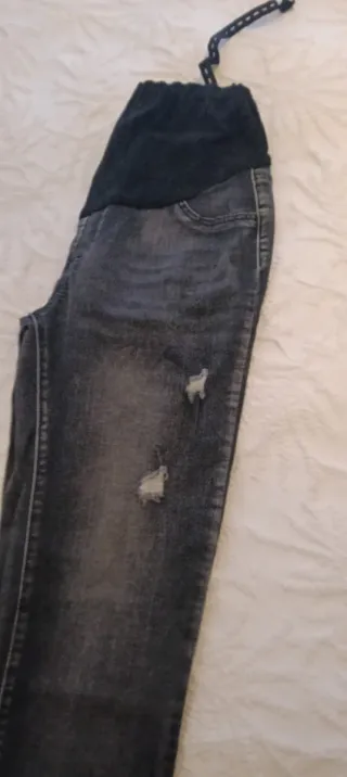 Vaqueros pitillo negros rotos Talla XL