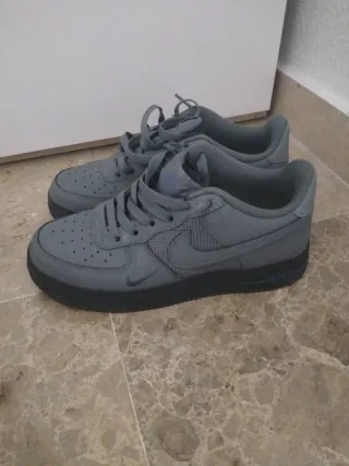 Zapatillas Nike Air Force 1 Grises Blancas