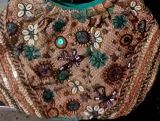 Borsa artigianale ricamata