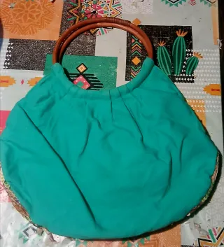 Borsa artigianale ricamata