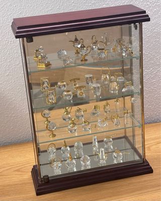 Vitrina expositora madera, cristal y dorado