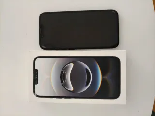 iPhone 16e Negro Espacial