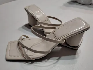 Sandalias Zara Tacón T-39 Beige