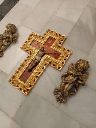 Antigüedades Cruz madera pan de oro