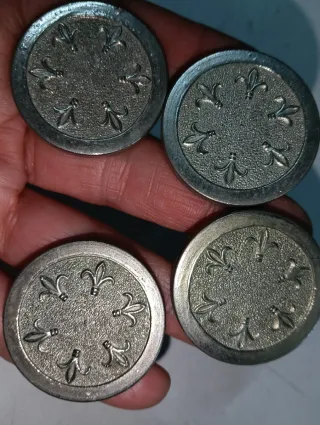 4 Tiradores Vintage Metal