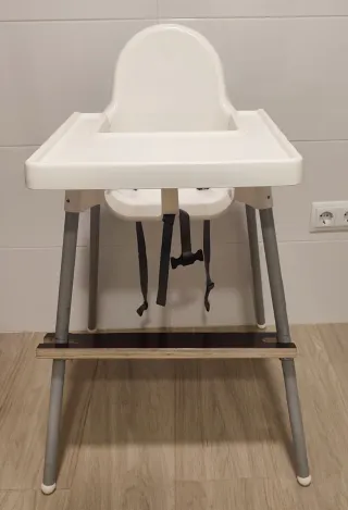 Trona bebé Ikea blanca