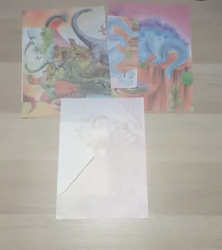 Hojas perfumadas de dinosaurios