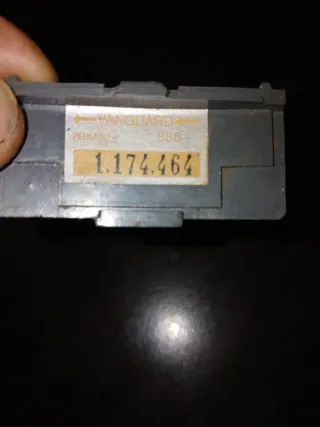 Radio Transistor Bolsillo AM 1967 Vanguard