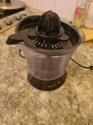 Exprimidor eléctrico Citrus 4