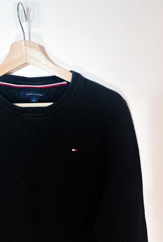 Tommy Hilfiger Jersey Negro Crewneck Vintage Retro