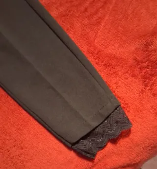 Camicetta Tulle e Pantalone Sigaretta