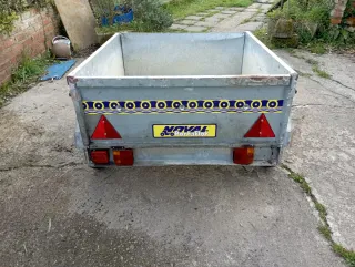 Remolque pequeño galvanizado Noval.