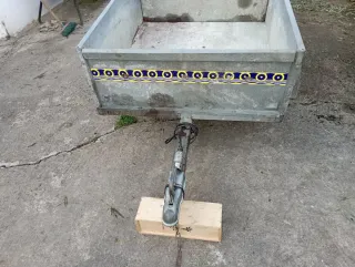 Remolque pequeño galvanizado Noval.