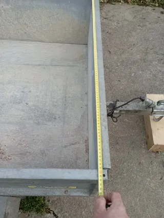 Remolque pequeño galvanizado Noval.