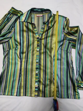 Camisa de raso con rayas