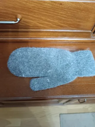 Manoplas hombre grises