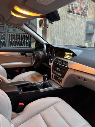 Mercedes-Benz Clase C 180 2011