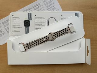 Apple Watch X Nike 45mm. Desert Stone Band S/M