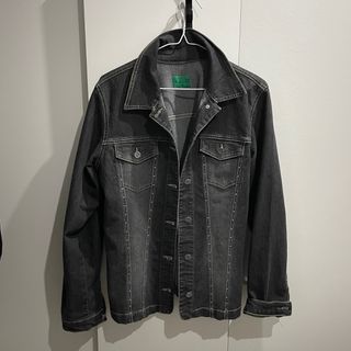 Chaqueta vaquera con tachuelas vintage