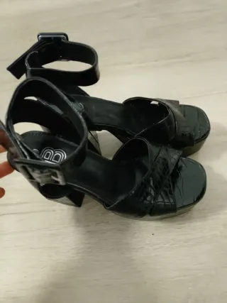 Sandalias de plataforma negras