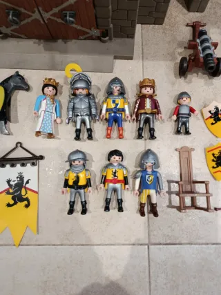 Playmobil Castillo Caballeros Dragón Amarillo