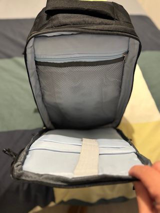 Mochila de viaje tamaño cabina negra