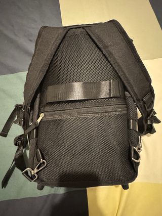 Mochila de viaje tamaño cabina negra