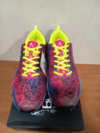 Nuove scarpe da ginnastica multicolore da donna Boomerang