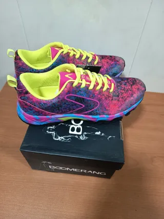 Nuove scarpe da ginnastica multicolore da donna Boomerang