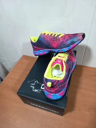 Nuove scarpe da ginnastica multicolore da donna Boomerang