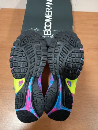 Nuove scarpe da ginnastica multicolore da donna Boomerang