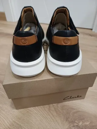 Zapatillas Clarks cuero negras T37.5