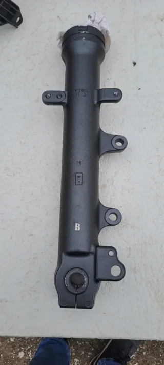 Tubo Horquilla Delantera Derecha Yamaha Tracer 700