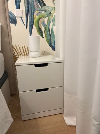 2 Cajoneras/Mesitas de Noche Blancas