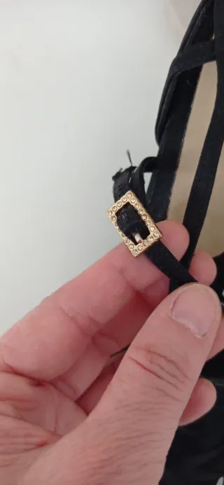 Sandalias de tiras negras 1 to 3 shoes