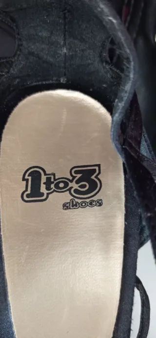 Sandalias de tiras negras 1 to 3 shoes