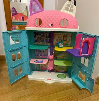 Casa de Muñecas Gabby con 19 figuras