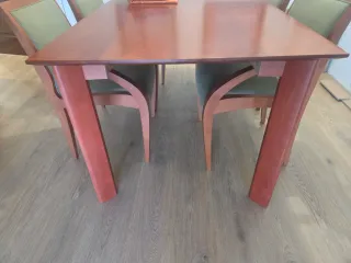 Mesa comedor extensible de madera de haya