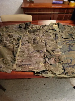 2 Camicie Camouflage Taglia M