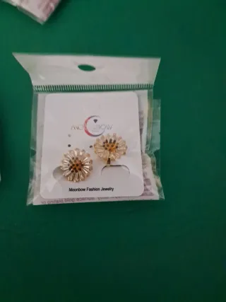 Set Orecchini e Collana Dorata