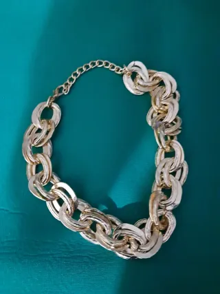 Set Orecchini e Collana Dorata