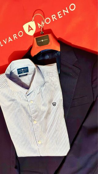 Traje azul Alvaro Moreno Como nuevo