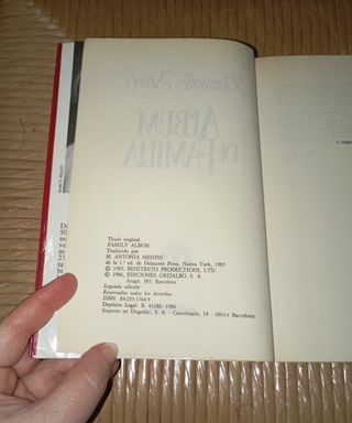 Libro: Álbum de Familia